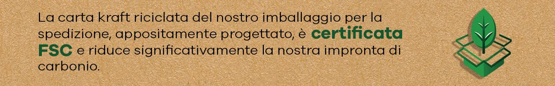 Simbolo verde con foglia e scatola, accanto a testo sulla carta kraft certificata FSC a ridotta impronta di CO₂.
