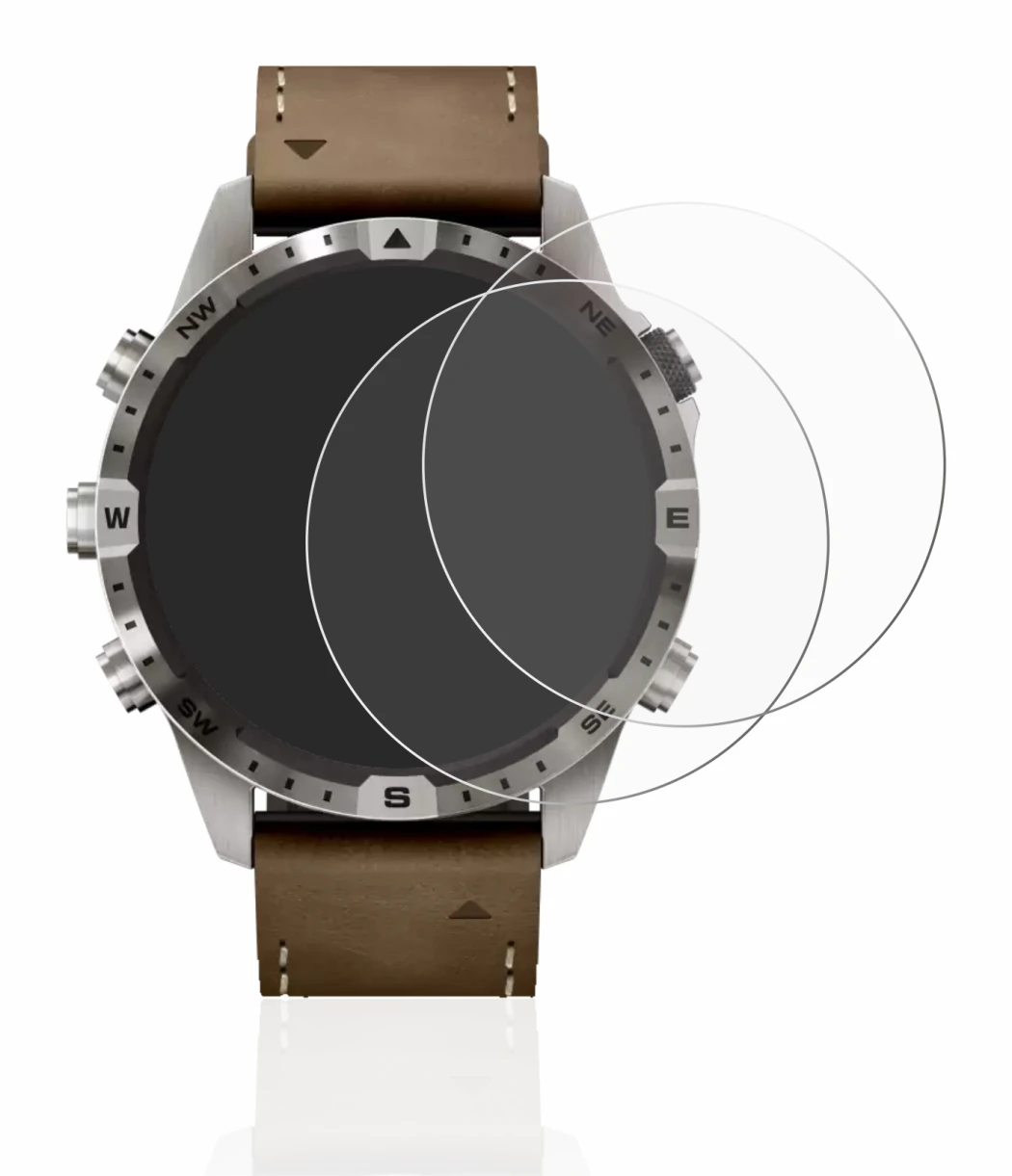 Immagine del dispositivo Garmin Marq Adventurer (Gen 2) con un'ampia varietà di protezioni per lo schermo.