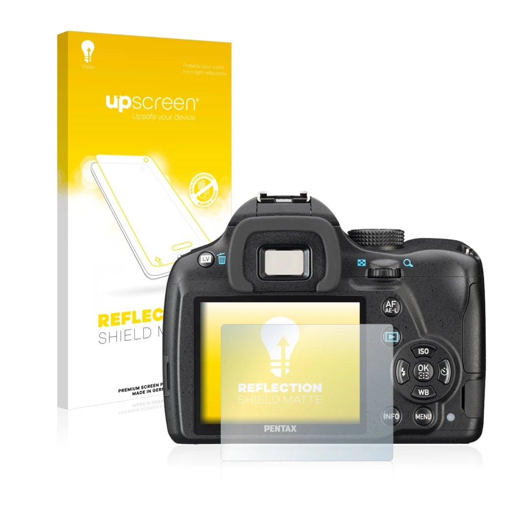 Parte frontale di una confezione del prodotto con il logo del marchio upscreen. Accanto è raffigurato il dispositivo Pentax K-