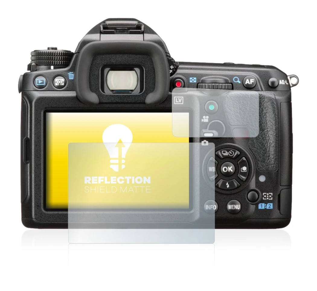 Immagine del dispositivo Pentax K-3 II con un'ampia varietà di protezioni per lo schermo.