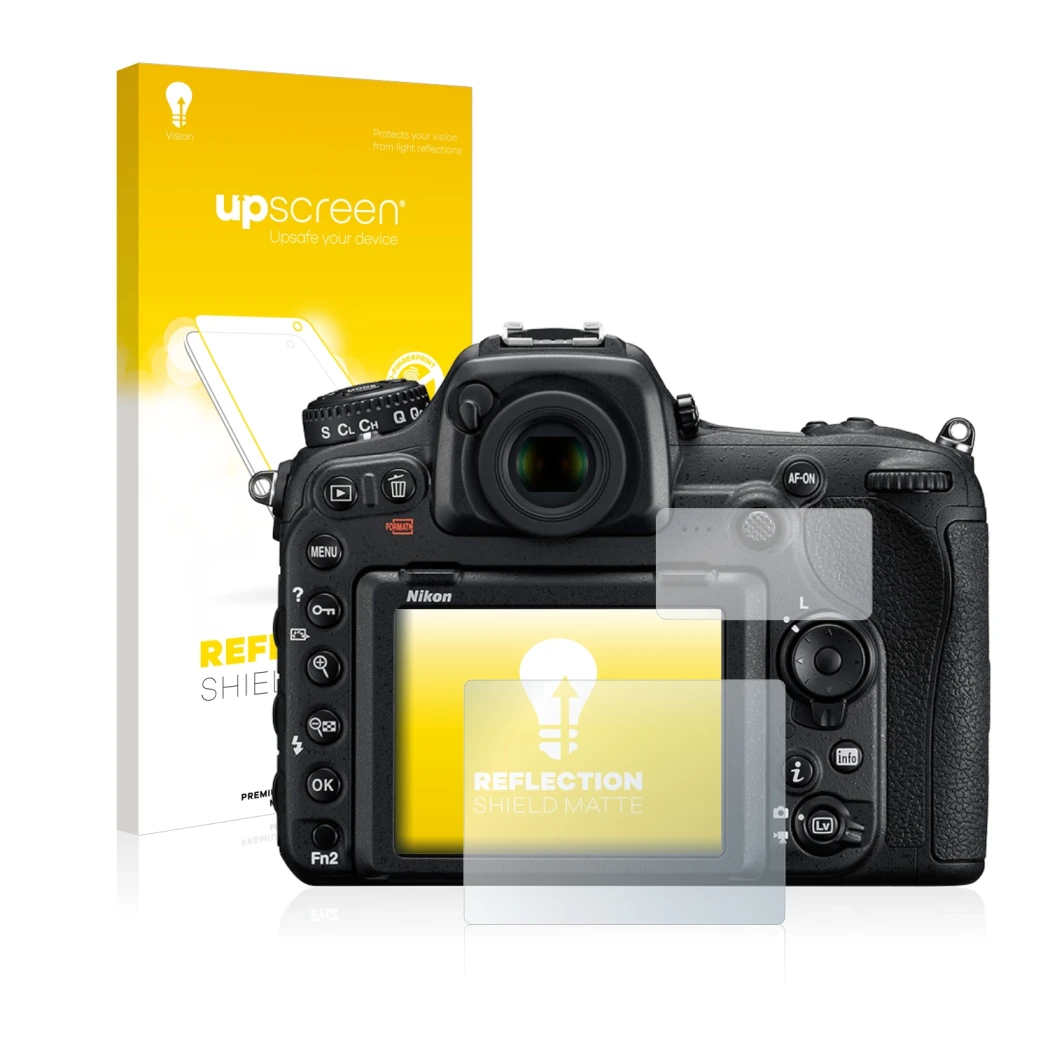 Parte frontale di una confezione del prodotto con il logo del marchio upscreen. Accanto è raffigurato il dispositivo Nikon D50