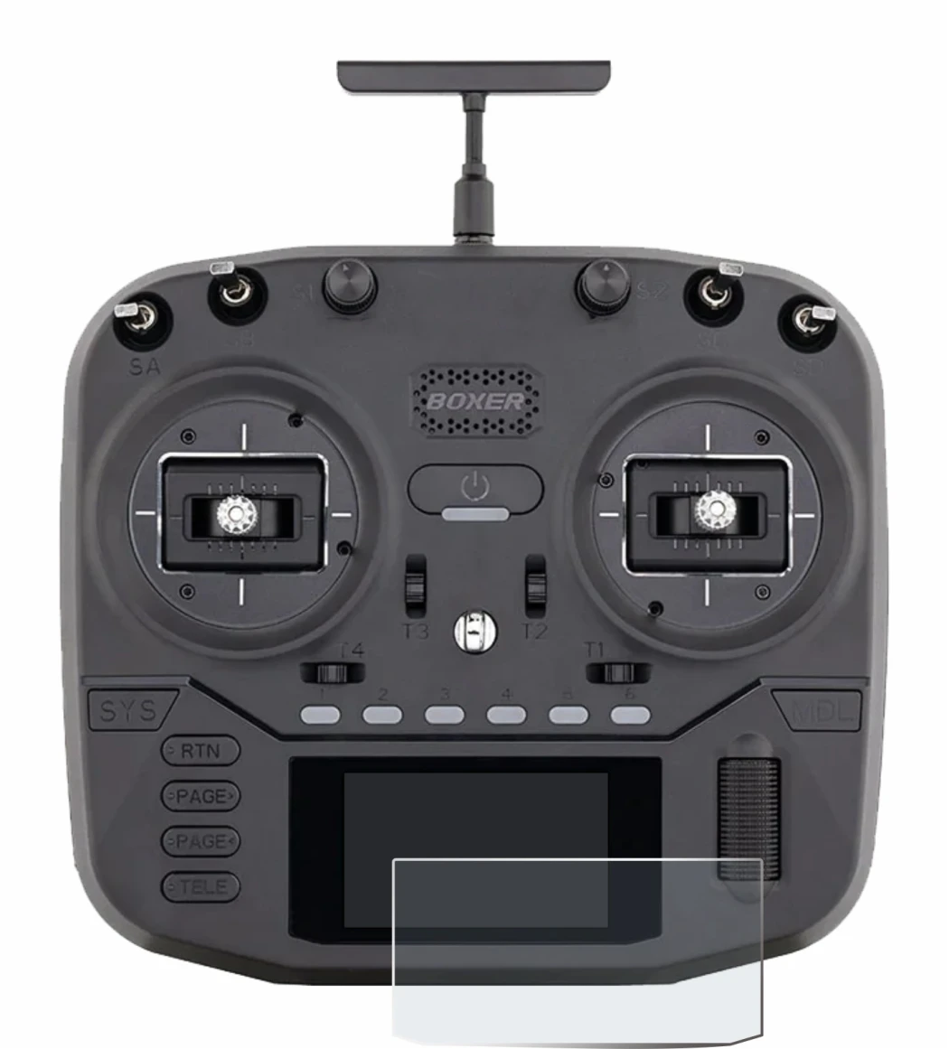 Immagine del dispositivo Radiomaster Boxer con un'ampia varietà di protezioni per lo schermo.