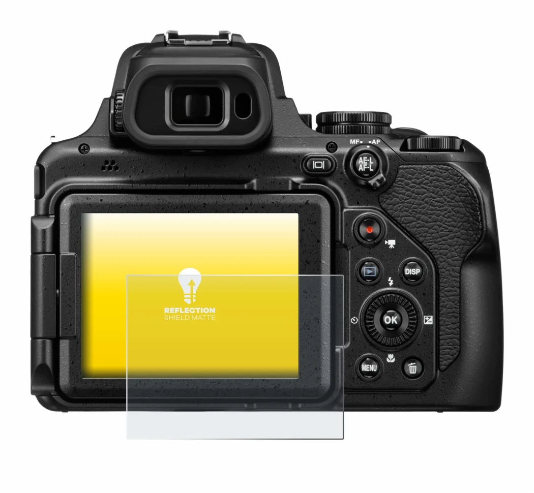 Immagine del dispositivo Nikon Coolpix P1100 con un'ampia varietà di protezioni per lo schermo.