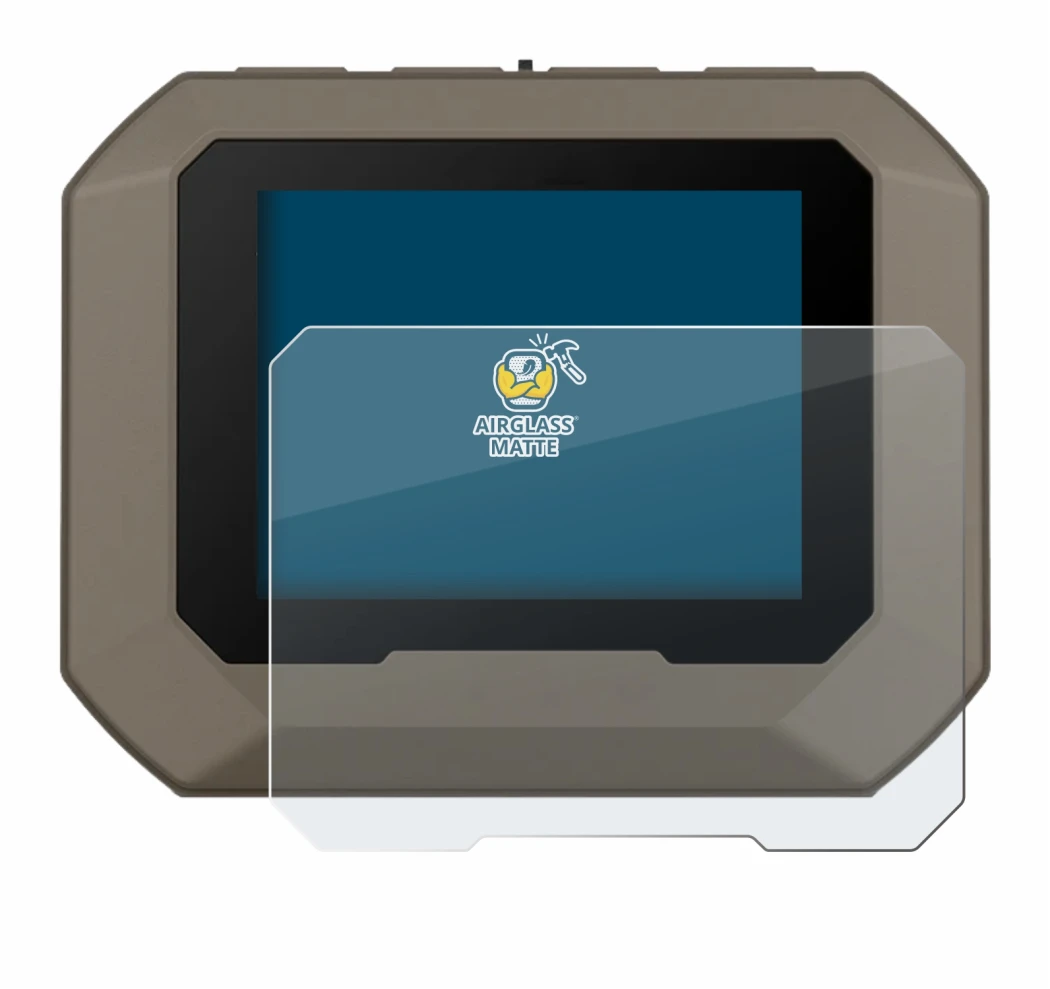 Immagine del dispositivo Garmin Xero C1 Pro con un'ampia varietà di protezioni per lo schermo.