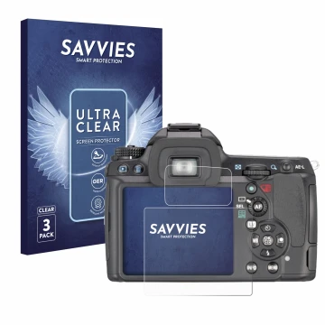 Parte frontale di una confezione del prodotto con il logo del marchio Savvies. Accanto è raffigurato il dispositivo Pentax K7,