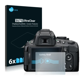 Parte frontale di una confezione del prodotto con il logo del marchio Savvies. Accanto è raffigurato il dispositivo Nikon D510