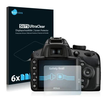 Parte frontale di una confezione del prodotto con il logo del marchio Savvies. Accanto è raffigurato il dispositivo Nikon D320