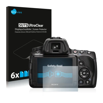 Parte frontale di una confezione del prodotto con il logo del marchio Savvies. Accanto è raffigurato il dispositivo Sony Alpha