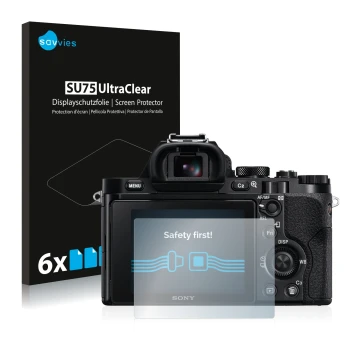 Parte frontale di una confezione del prodotto con il logo del marchio Savvies. Accanto è raffigurato il dispositivo Sony Alpha