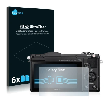 Parte frontale di una confezione del prodotto con il logo del marchio Savvies. Accanto è raffigurato il dispositivo Sony Alpha