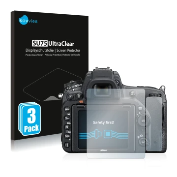 Parte frontale di una confezione del prodotto con il logo del marchio Savvies. Accanto è raffigurato il dispositivo Nikon D750