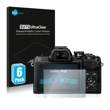 Parte frontale di una confezione del prodotto con il logo del marchio Savvies. Accanto è raffigurato il dispositivo Olympus OM