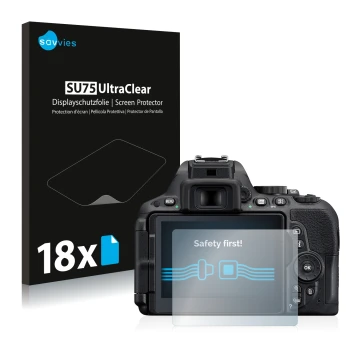 Parte frontale di una confezione del prodotto con il logo del marchio Savvies. Accanto è raffigurato il dispositivo Nikon D550