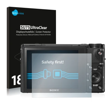 Parte frontale di una confezione del prodotto con il logo del marchio Savvies. Accanto è raffigurato il dispositivo Sony Cyber