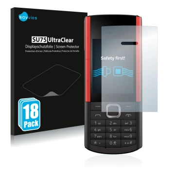 Parte frontale di una confezione del prodotto con il logo del marchio Savvies. Accanto è raffigurato il dispositivo Nokia 5710