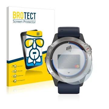 Parte frontale di una confezione del prodotto con il logo del marchio BROTECT. Accanto è raffigurato il dispositivo Garmin qua