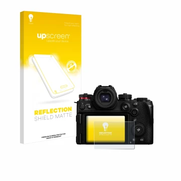 Parte frontale di una confezione del prodotto con il logo del marchio upscreen. Accanto è raffigurato il dispositivo Panasonic