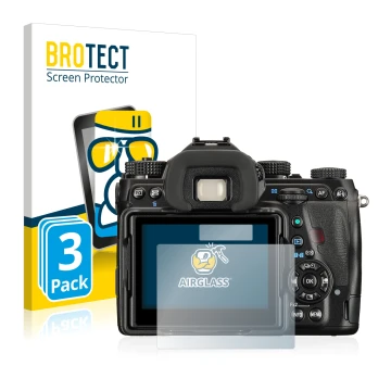 Parte frontale di una confezione del prodotto con il logo del marchio BROTECT. Accanto è raffigurato il dispositivo Pentax K-1