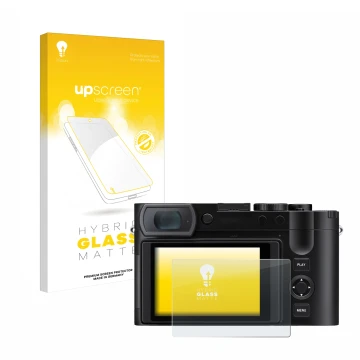 Parte frontale di una confezione del prodotto con il logo del marchio upscreen. Accanto è raffigurato il dispositivo Leica Q3 