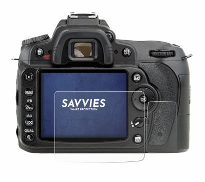 Immagine del dispositivo Nikon D90 con un'ampia varietà di protezioni per lo schermo.