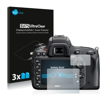 Parte frontale di una confezione del prodotto con il logo del marchio Savvies. Accanto è raffigurato il dispositivo Nikon D610