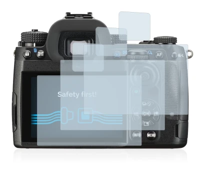 Immagine del dispositivo Pentax K-3 Mark III con un'ampia varietà di protezioni per lo schermo.