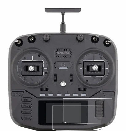 Immagine del dispositivo Radiomaster Boxer con un'ampia varietà di protezioni per lo schermo.