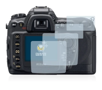 Immagine del dispositivo Nikon D200 con un'ampia varietà di protezioni per lo schermo.
