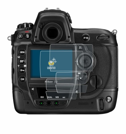 Immagine del dispositivo Nikon D3 con un'ampia varietà di protezioni per lo schermo.