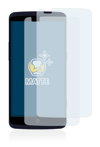 Immagine del dispositivo ZTE Axon Elite con un'ampia varietà di protezioni per lo schermo.
