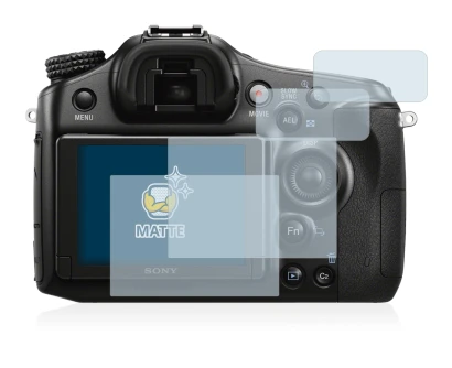 Immagine del dispositivo Sony Alpha 68 con un'ampia varietà di protezioni per lo schermo.
