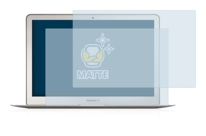 Immagine del dispositivo Apple MacBook Air 13" (Inizio 2015) con un'ampia varietà di protezioni per lo schermo.