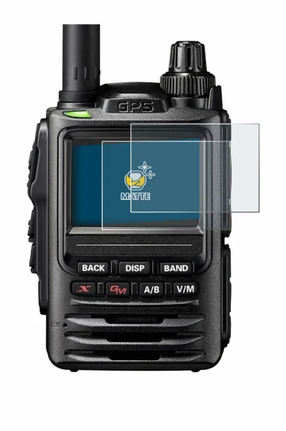 Immagine del dispositivo Yaesu FT-3D con un'ampia varietà di protezioni per lo schermo.