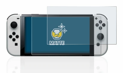 Immagine del dispositivo Nintendo Switch OLED-Modell con un'ampia varietà di protezioni per lo schermo.