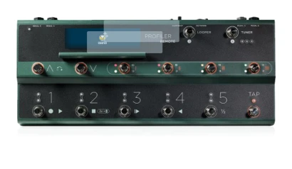 Immagine del dispositivo Kemper Profiler Remote con un'ampia varietà di protezioni per lo schermo.
