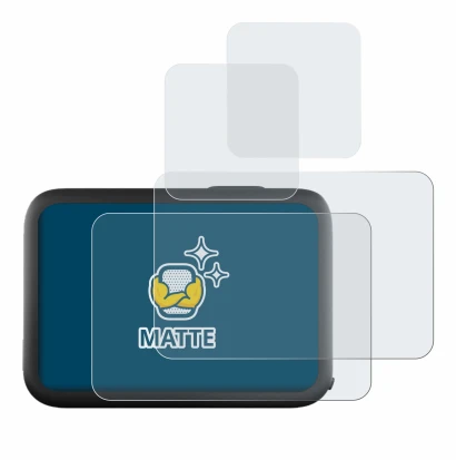 Immagine del dispositivo GoPro Hero 11 Black con un'ampia varietà di protezioni per lo schermo.