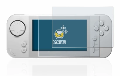 Immagine del dispositivo Evercade EXP con un'ampia varietà di protezioni per lo schermo.