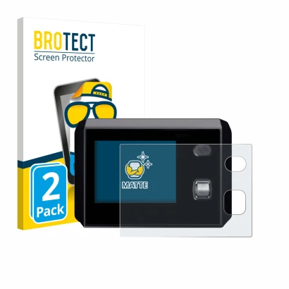 Parte frontale di una confezione del prodotto con il logo del marchio BROTECT. Accanto è raffigurato il dispositivo SkyRC MC50