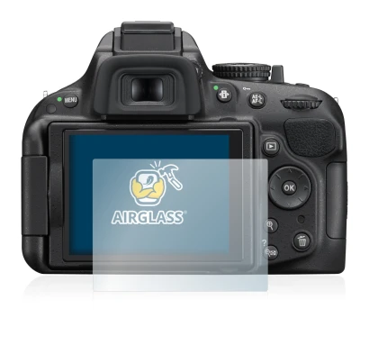 Immagine del dispositivo Nikon D5200 con un'ampia varietà di protezioni per lo schermo.