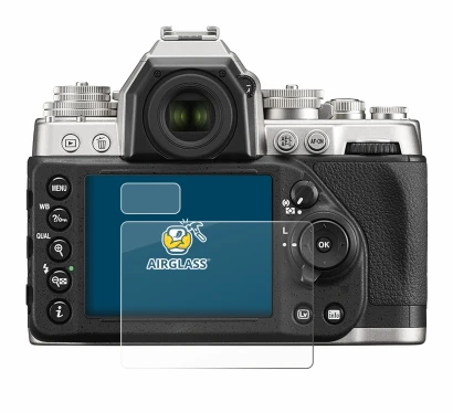 Immagine del dispositivo Nikon Df con un'ampia varietà di protezioni per lo schermo.