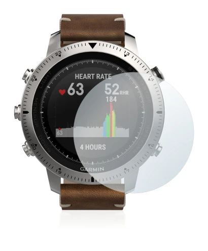 Immagine del dispositivo Garmin Fenix Chronos con un'ampia varietà di protezioni per lo schermo.