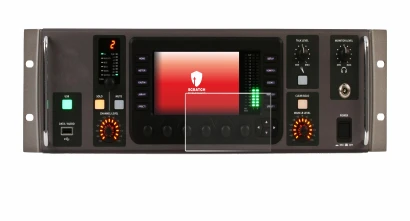Immagine del dispositivo Behringer X32 Rack con un'ampia varietà di protezioni per lo schermo.