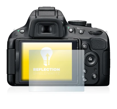 Immagine del dispositivo Nikon D5100 con un'ampia varietà di protezioni per lo schermo.