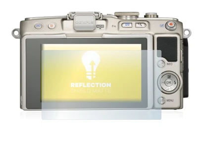 Immagine del dispositivo Olympus PEN E-PL6 con un'ampia varietà di protezioni per lo schermo.