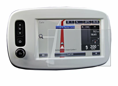 Immagine del dispositivo TomTom Smart 453 2018 con un'ampia varietà di protezioni per lo schermo.