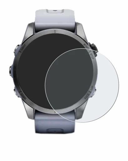 Immagine del dispositivo Garmin Fenix 7S v con un'ampia varietà di protezioni per lo schermo.