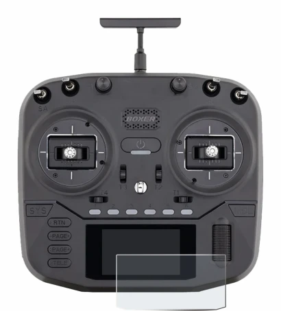 Immagine del dispositivo Radiomaster Boxer con un'ampia varietà di protezioni per lo schermo.