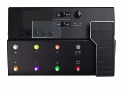 Immagine del dispositivo Line 6 POD Go con un'ampia varietà di protezioni per lo schermo.