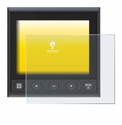 Immagine del dispositivo B&G Triton 2 con un'ampia varietà di protezioni per lo schermo.