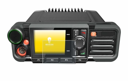 Immagine del dispositivo Hytera HM785 con un'ampia varietà di protezioni per lo schermo.
